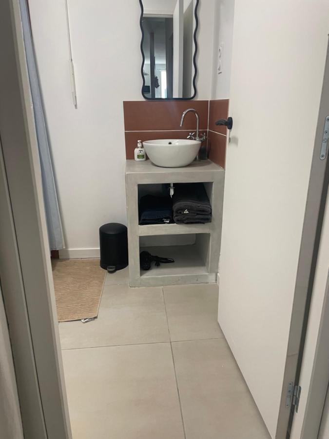 Petit Appartement Лёкат Экстерьер фото