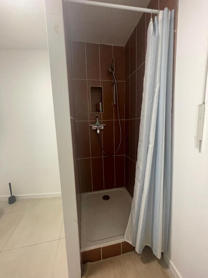 Petit Appartement Лёкат Экстерьер фото